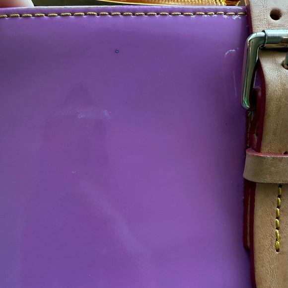 Dooney & Bourke Pink Patent Leather “Janine” satchel with dust cover. - Picture 6 of 7